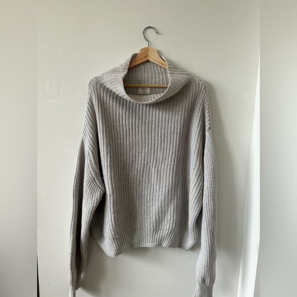 Aritzia Wilfred Montpellier sweater - Picture 1 of 5